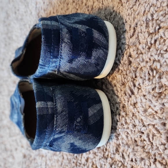 TOMS Cosmic Wonder Kurumekekasuri blue men's canvas shoes-8.5 - Picture 4 of 10